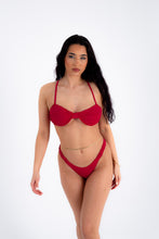 Load image into Gallery viewer, Underwire top - deep red