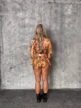 Load image into Gallery viewer, CYBER orange bolero sleeves