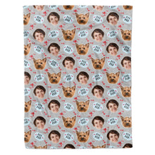 Load image into Gallery viewer, the best dog fleece blanket for mum